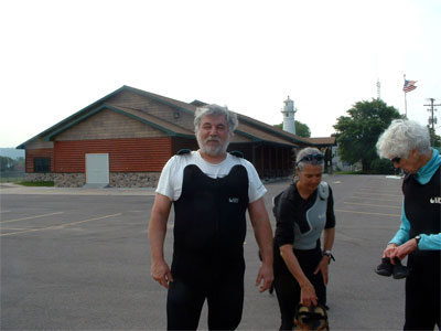pictured rocks kayaking