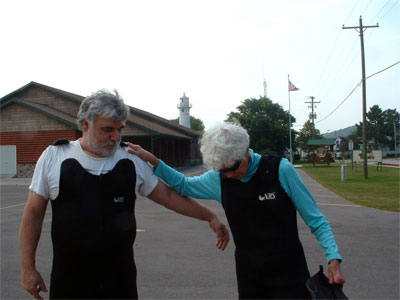 pictured rocks kayaking