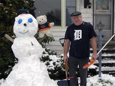 carlsnowmanseattle.jpg