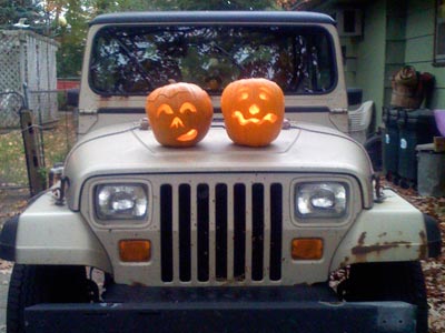 pumpkinjeep.jpg