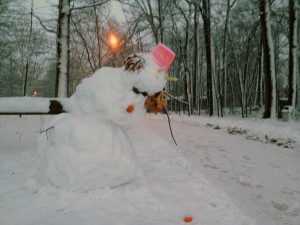 leaningsnowman
